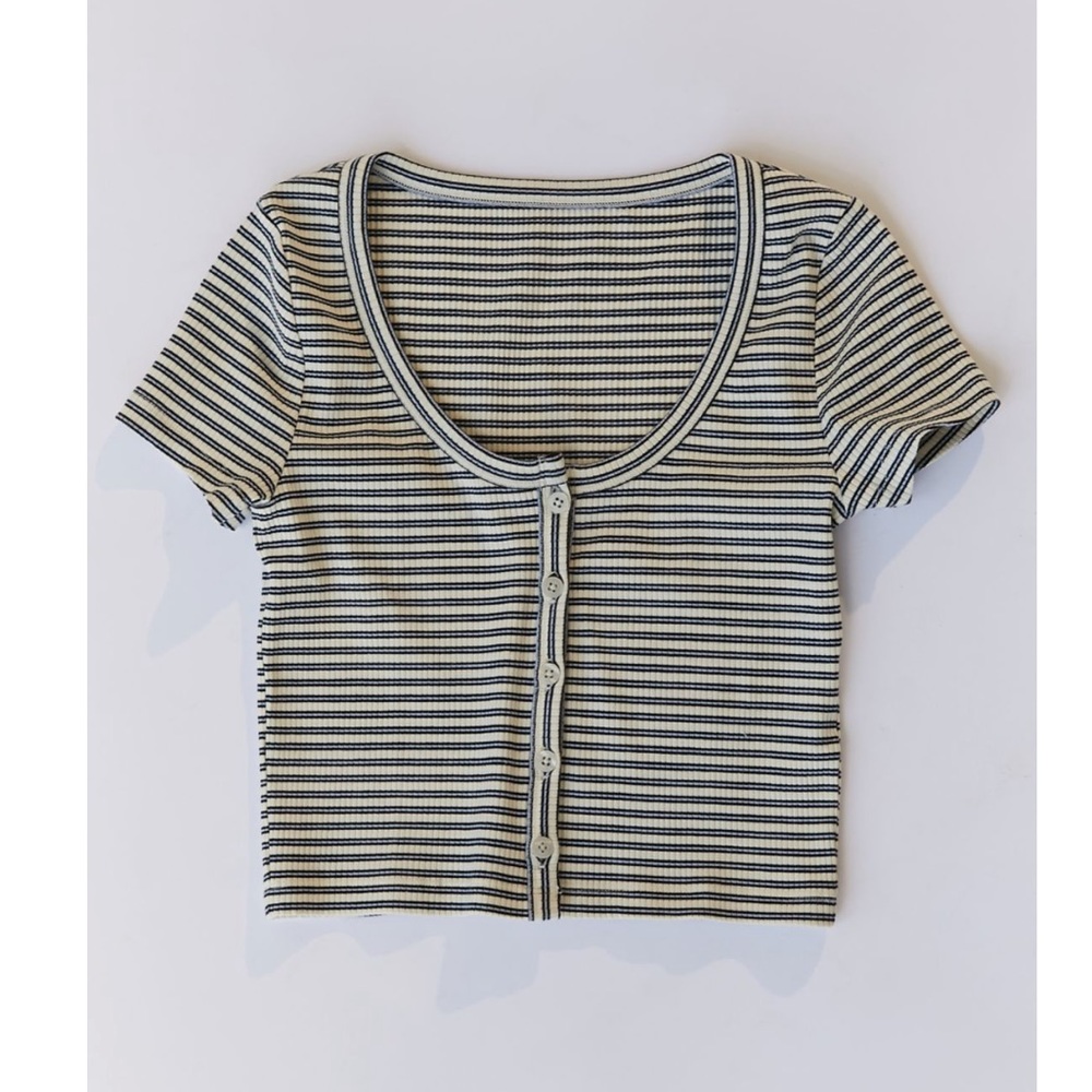 UO Susannah Button Down Crop Top